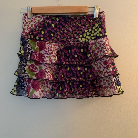 Vintage Y2K Purple Multi Floral Print Ruffle Tiered Micro Mini Skirt - Picture 2 of 7